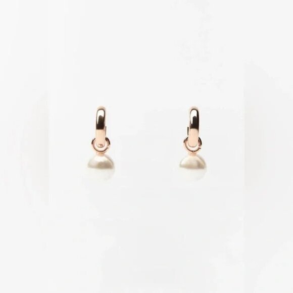 Zara Pearl Gold Hoop Earrings New No 🏷️ 🔥 Comes With Nice Gift Box 🎁 - Picture 6 of 8